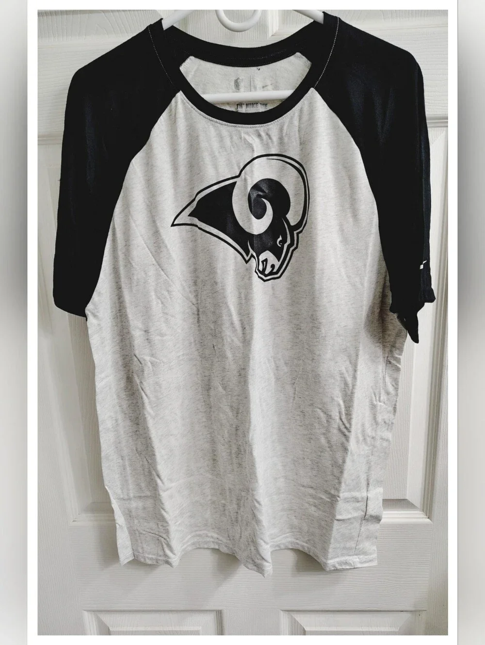 The NIKE Tee 🏈 Los Angeles Rams 🏈 Unisex Tee  -  XL
